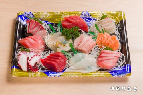 おまかせ盛（5〜6人前）<br>3,240円<br> 