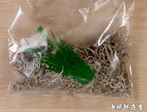 小女子<br>1パック　350円